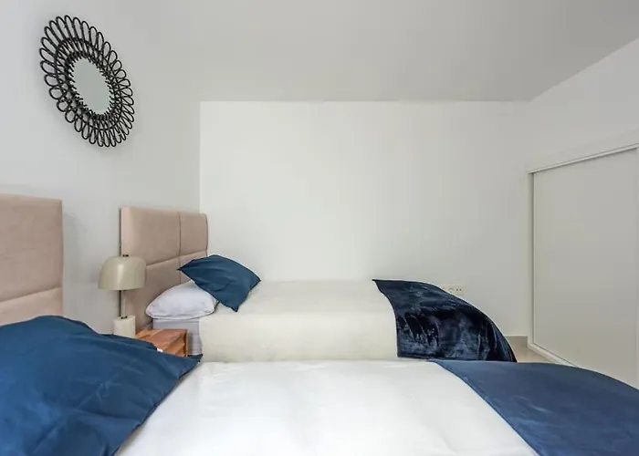 Charming In West * 에스테포나