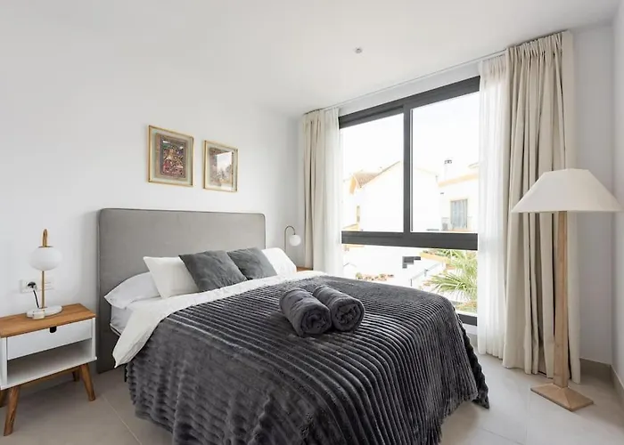 Vakantiehuis Charming In West