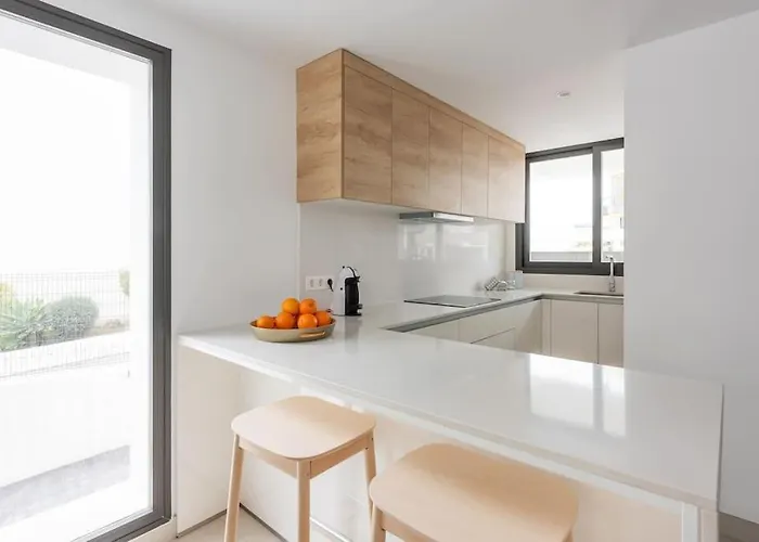 Vakantiehuis Charming In West