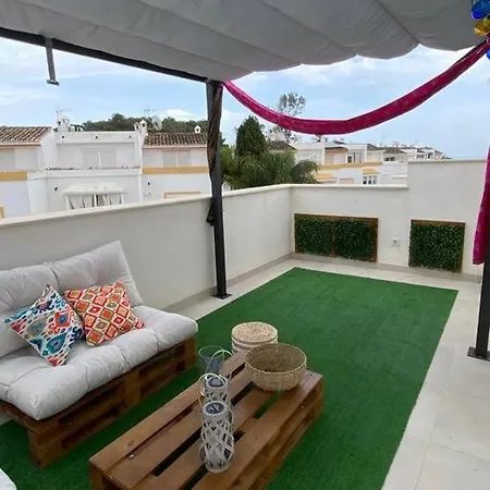 Charming In West Сasa de vacaciones *