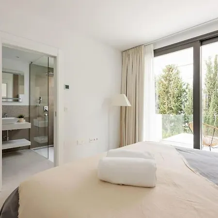 Сasa de vacaciones Charming In West *