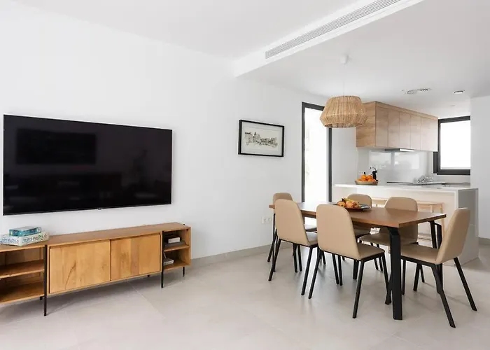 Charming In West Feriehus *