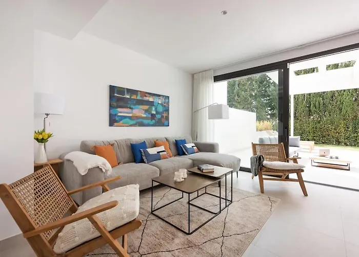 Charming In West Feriehus