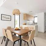 Charming In West Holiday home *